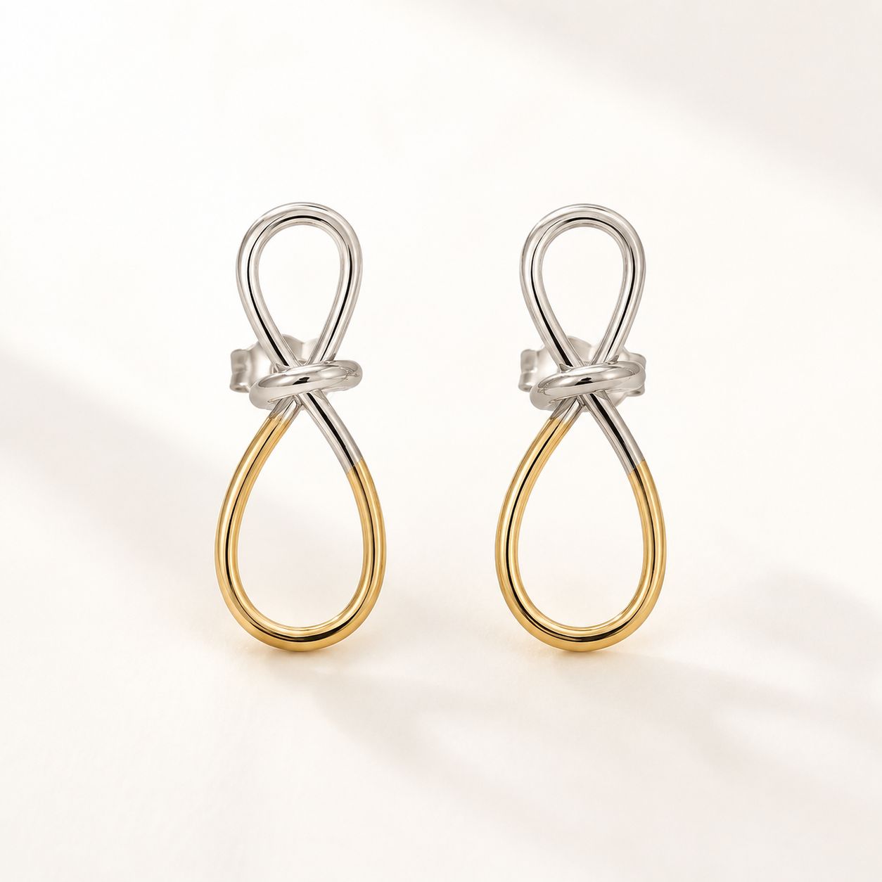 Aretes Nudo Camille - Acero Inoxidable