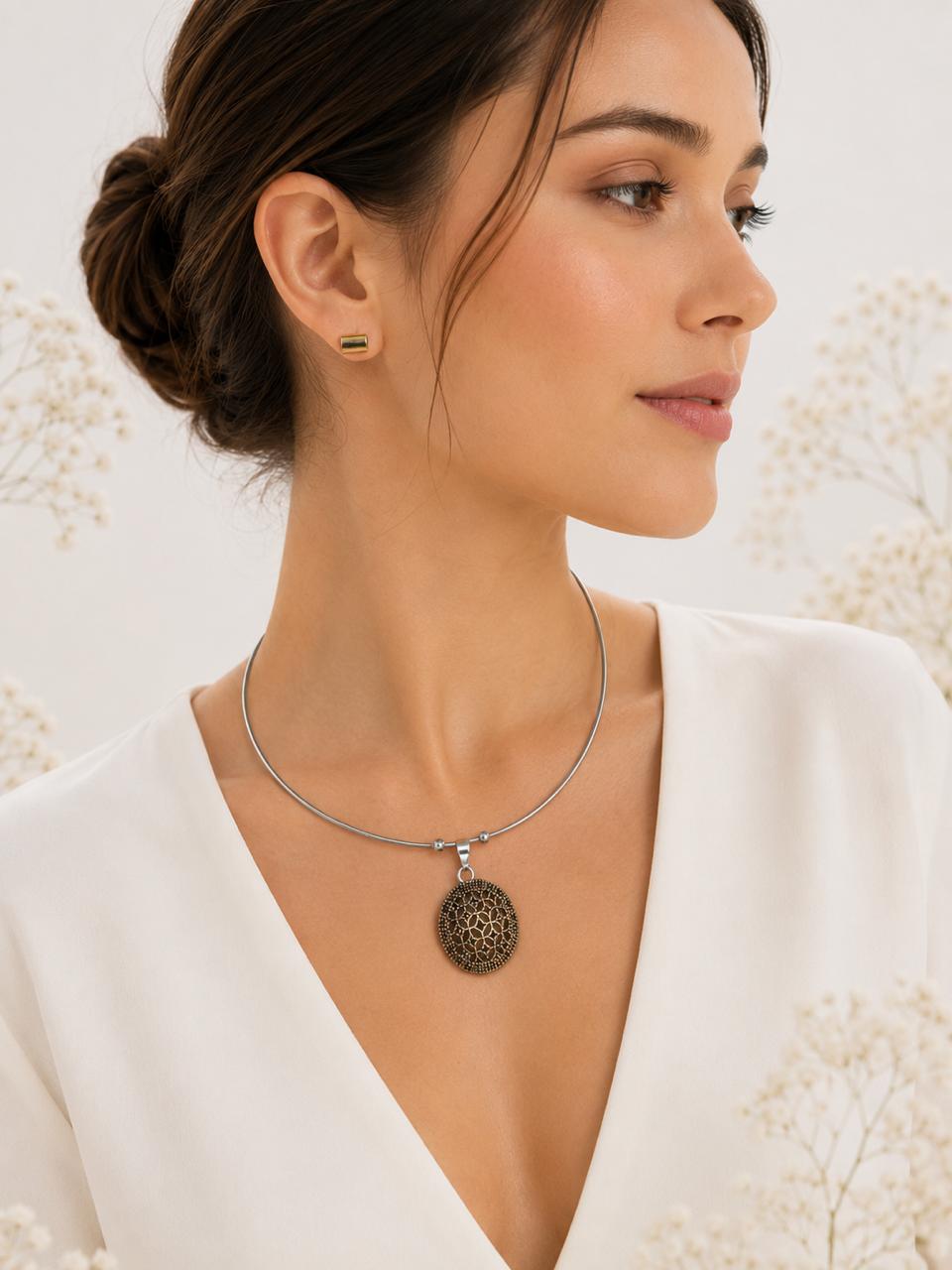 Set de Aretes y Collar Oval - Acero Inoxidable